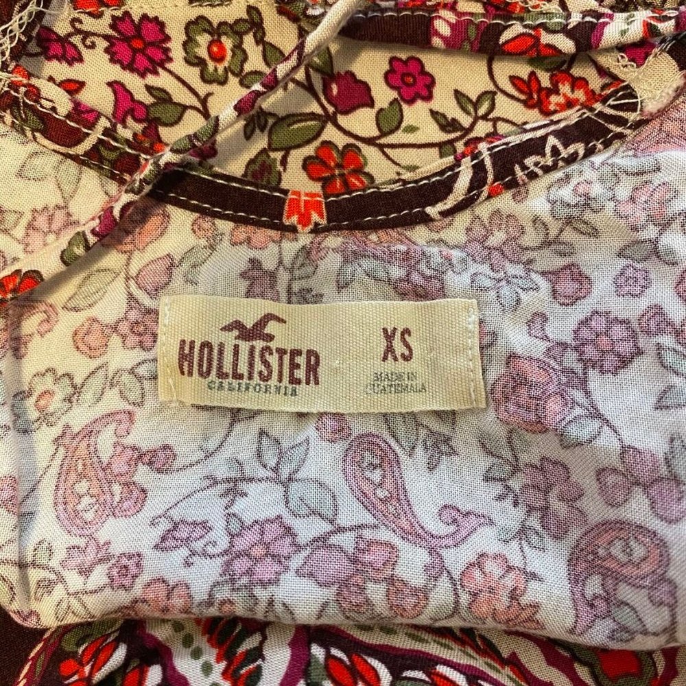 Hollister Paisley Pink Sleeveless Romper Side Zip - Picture 8 of 8